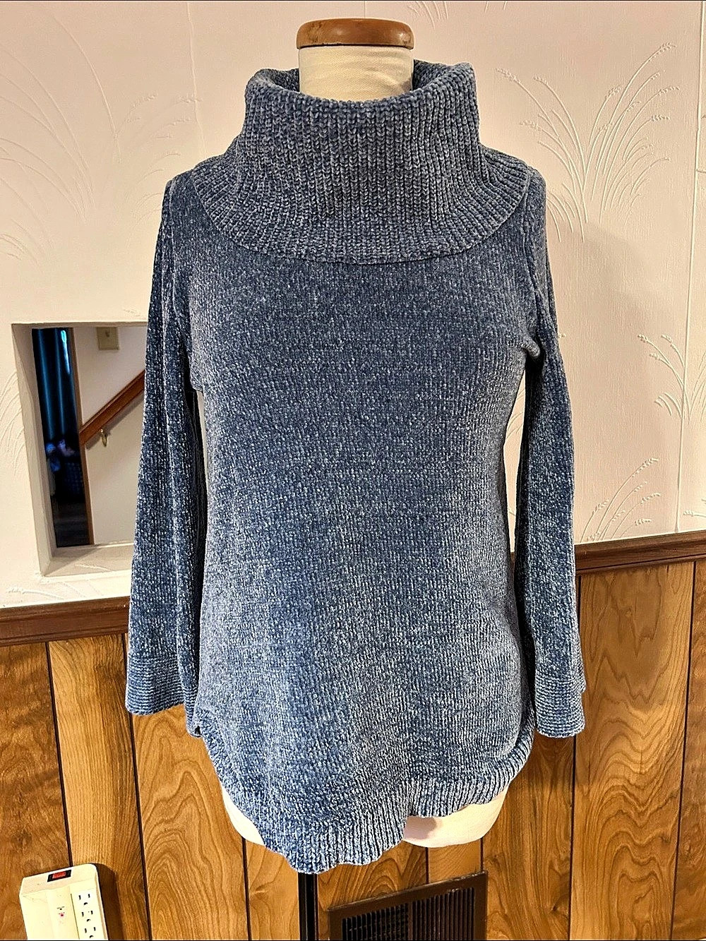 Soft Surroundings Blue Cowl Neck Sweater Like New